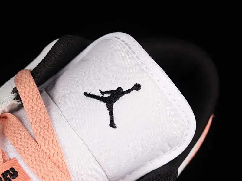 All categories Air Jordan Jordan series basketball shoes Air Jordan 1 Low G version pure original Air Jordan 1 Low AJ1 Joe 1 white and black powder low-top cultural leisure sports sneakers DM8960-801